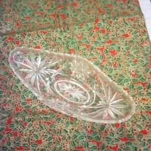 Elegant Clear Glass Serving Bowl